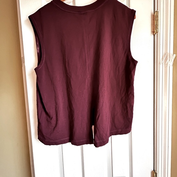 CALIA by Carrie Underwood Maroon Muscle Tee - Picture 5 of 6